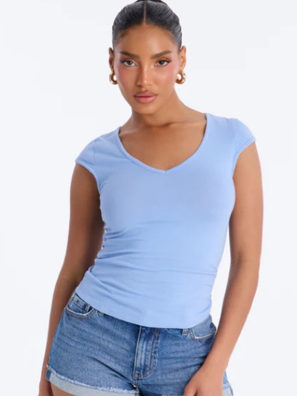 Emmy Scoop Neck Short Sleeve Top NEW 🏷️